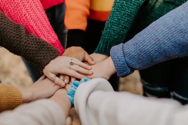 How to Build a Thriving Online Community
